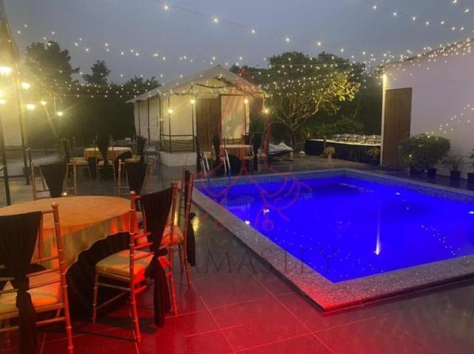 Luxury Farmhouse In Chhatarpur With Pool Nuova Delhi Esterno foto